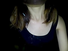 Teen's Quickie Public Blowbang